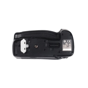 Used Nikon MB-D18 Battery Grip